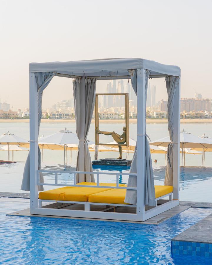 C Central Hotel And Resort The Palm Dubai Esterno foto The pool at Jumeirah Jumeirah