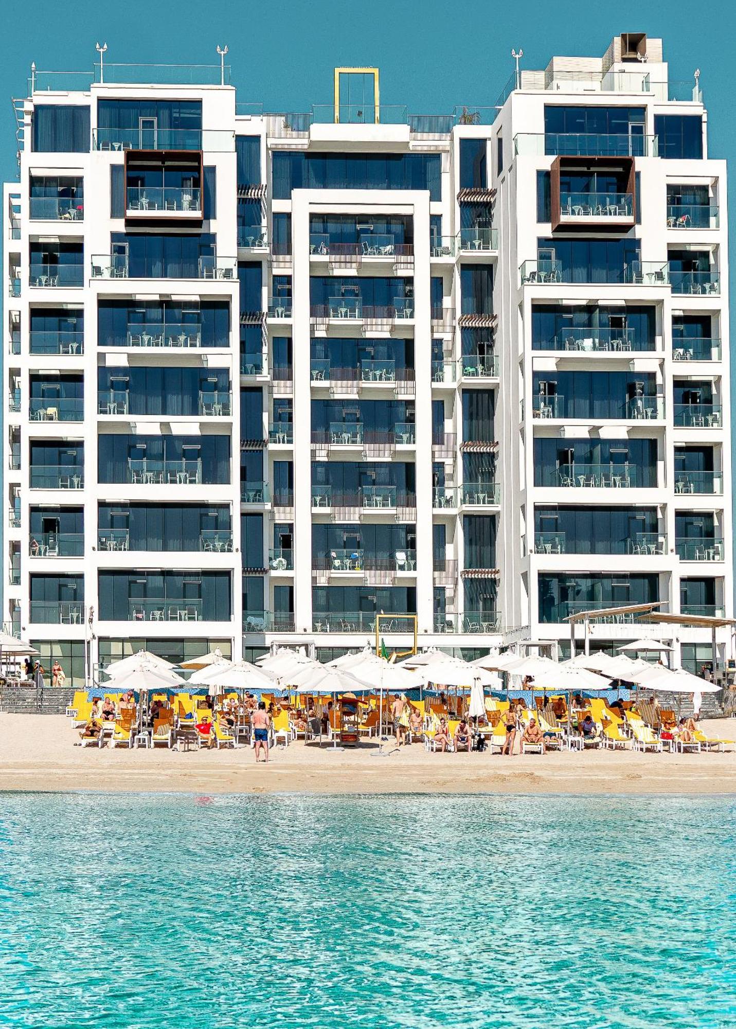 C Central Hotel And Resort The Palm Dubai Esterno foto The beach at the Hilton Tel Aviv