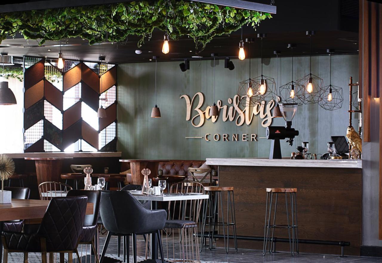 C Central Hotel And Resort The Palm Dubai Esterno foto Barista Corner